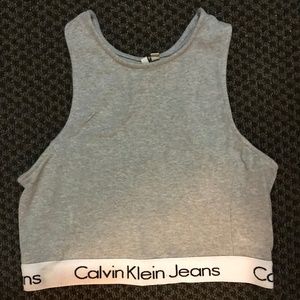 Calvin Klein Crop Top